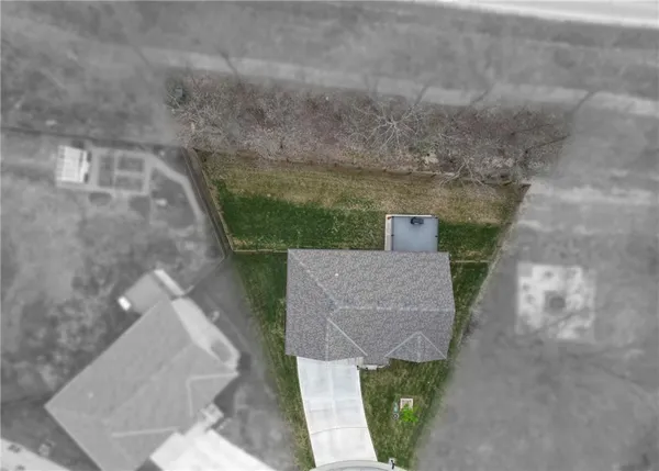 $349,900 | 10009 Karyn Court, Peculiar, MO 64078