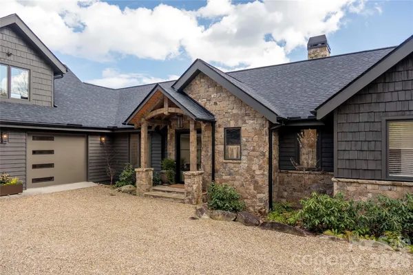$3,695,000 | 96 Moltz Court, Lake Toxaway, NC 28747