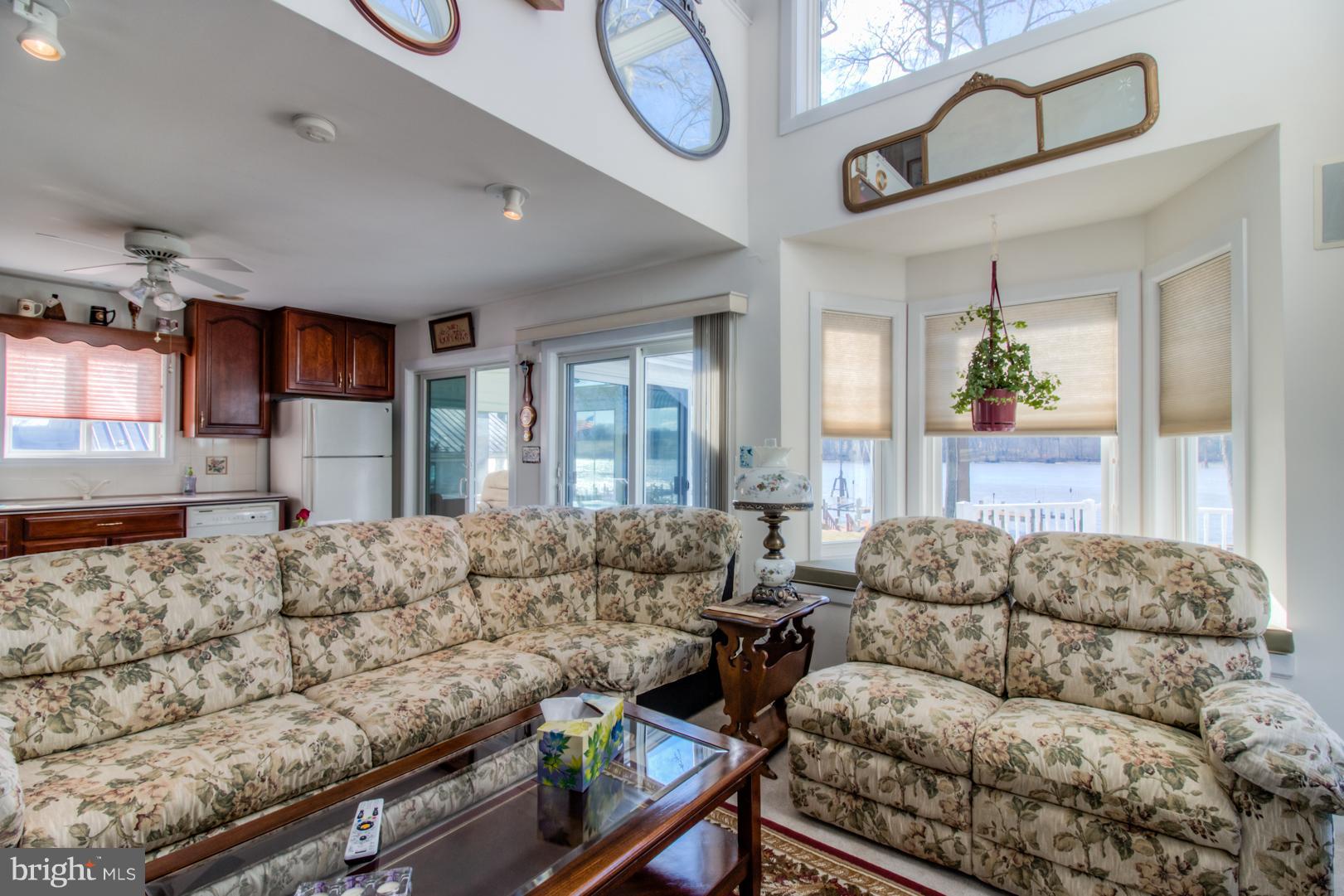 172 South Shore Road Elkton, MD 21921 - Photo 12 of 29 Family Room