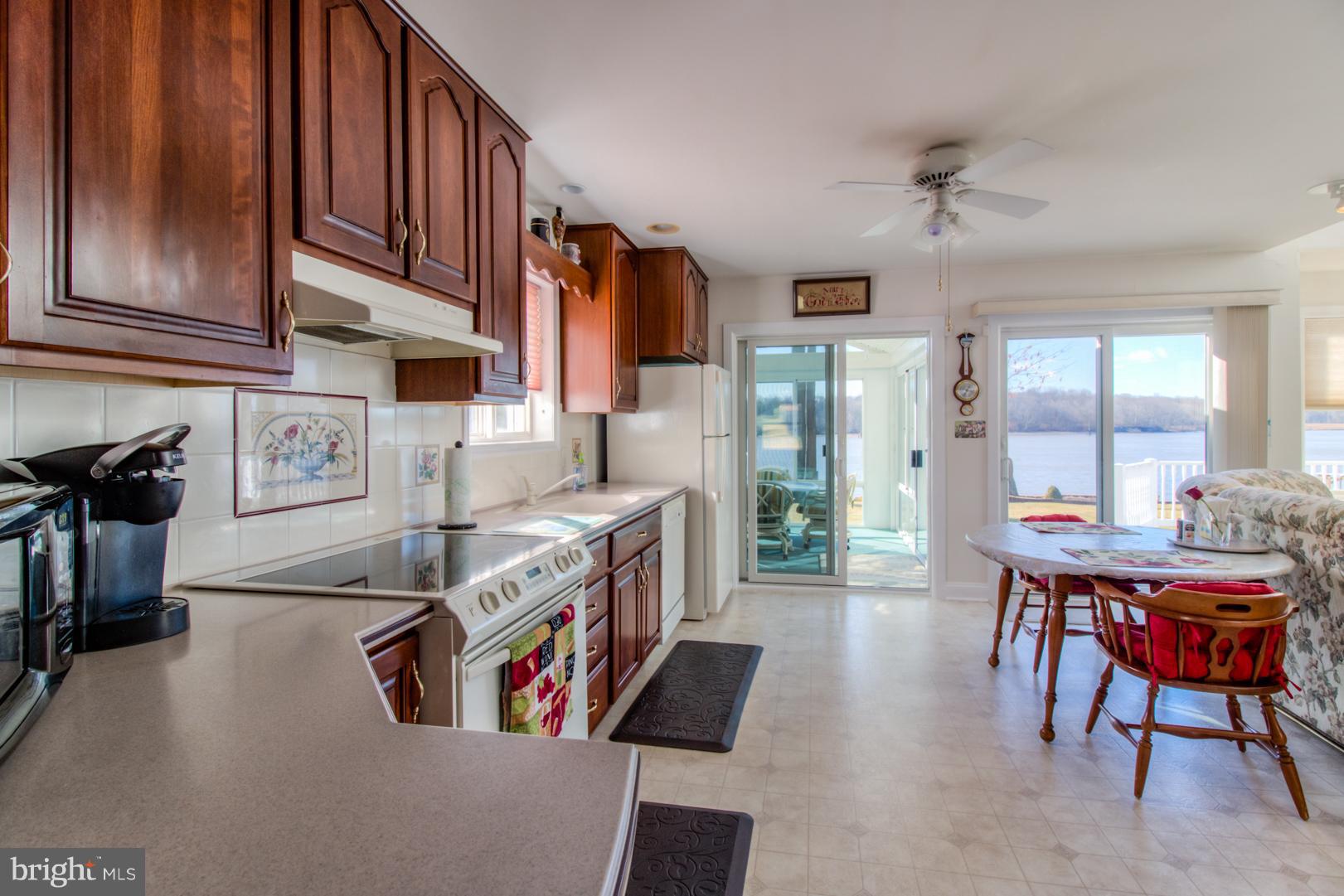 172 South Shore Road Elkton, MD 21921 - Photo 7 of 29 Kitchen