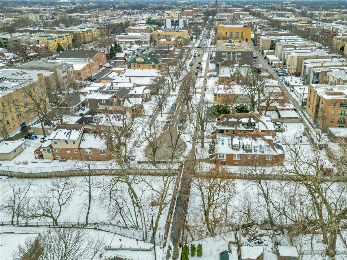 4952 North Bernard Street Chicago, IL 60625 - Photo 36 of 45