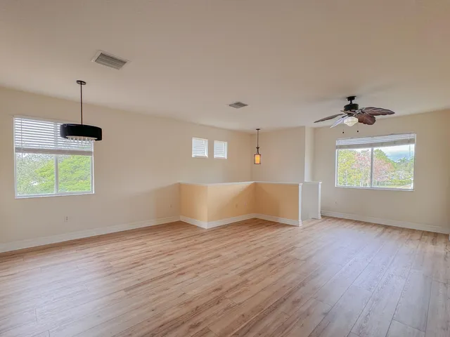 $2,250 | 55 Southeast Palermo, Unit 201, Stuart, FL 34994