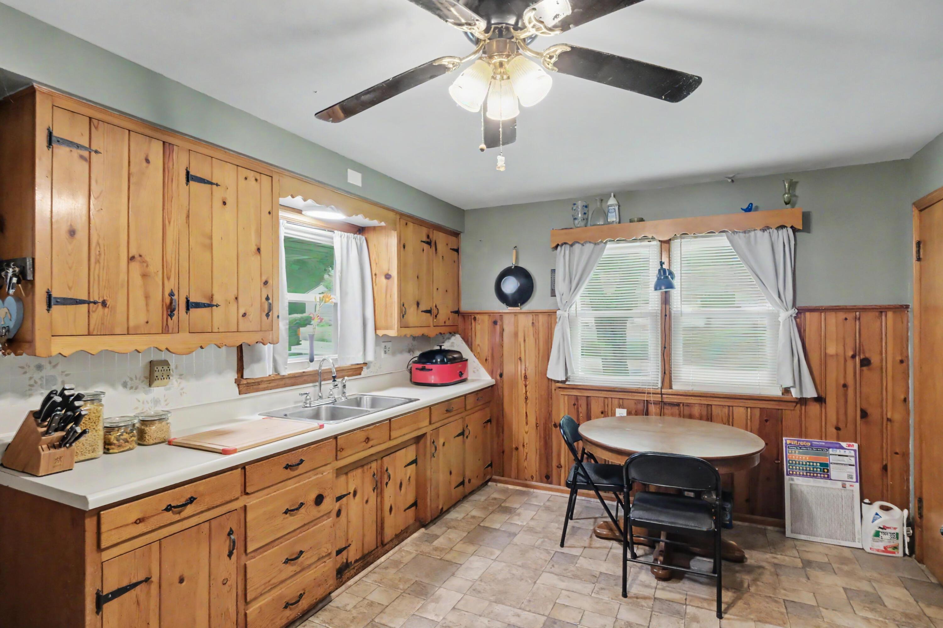41 Randall Road Mansfield, OH 44907 - Photo 9 of 28 AEXF2759