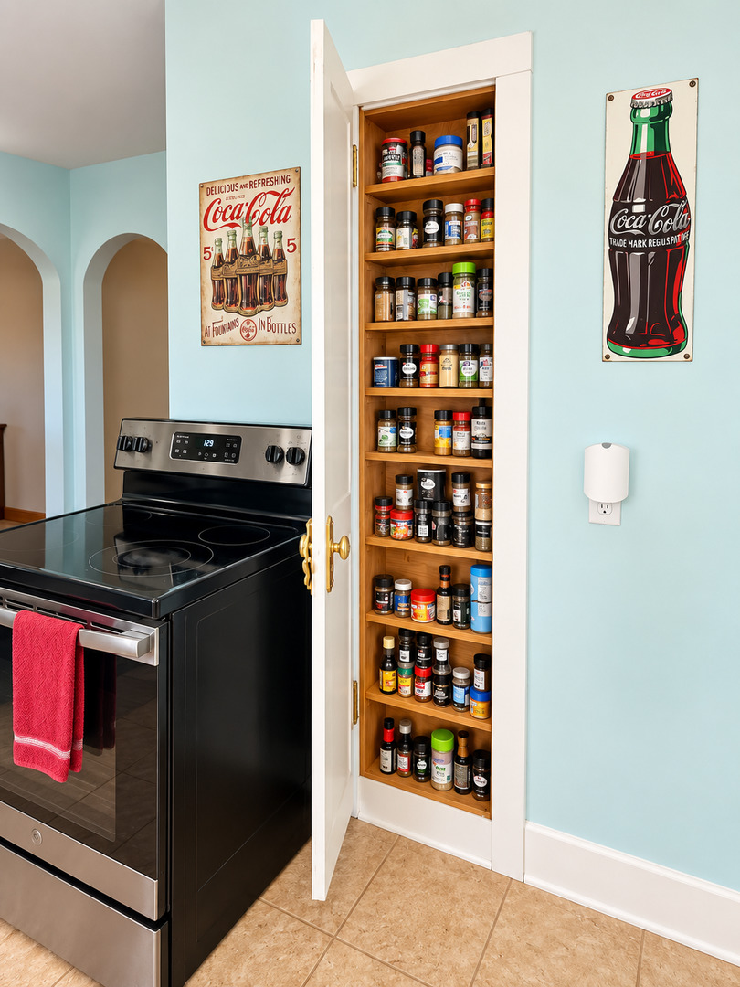 14335 Twin Grove Road Bloomington, IL 61705 - Photo 13 of 37 Gallery Image 13