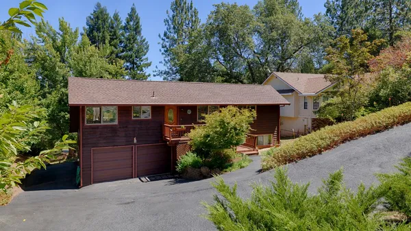 $570,000 | 11090 Lakeshore North, Auburn, CA 95602