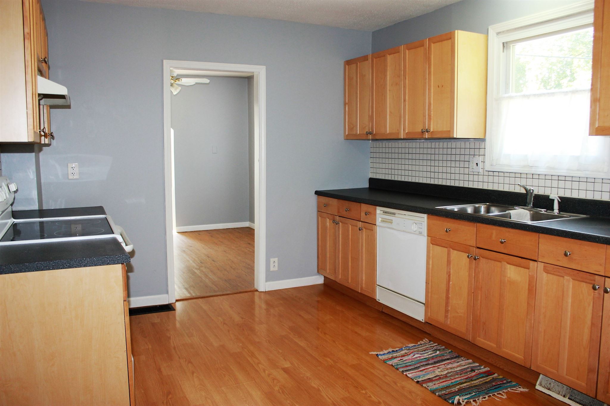 576 South Truman Road Jasper, IN 47546 - Photo 9 of 27 Gallery Image 9