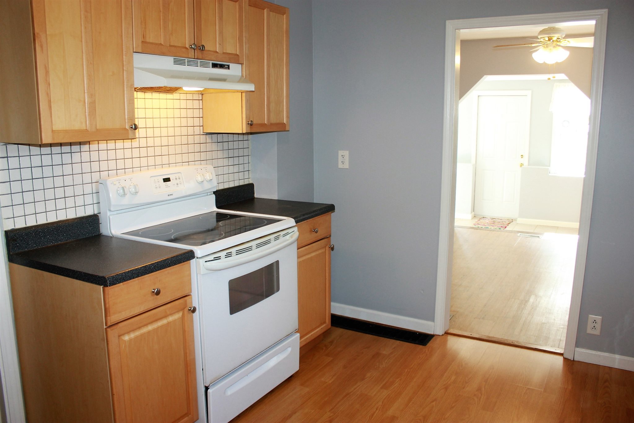 576 South Truman Road Jasper, IN 47546 - Photo 10 of 27 Gallery Image 10