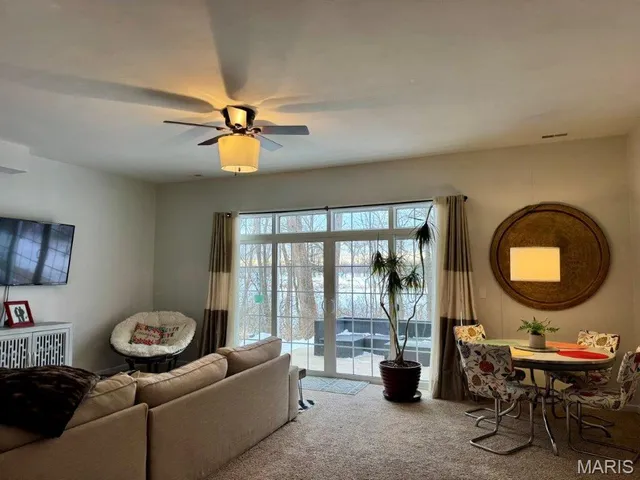 $330,000 | 2274 Wills Hollow Drive, St. Peters, MO 63376