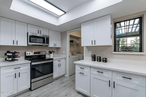 $365,000 | 1438 La Jolla Drive, Tempe, AZ 85282