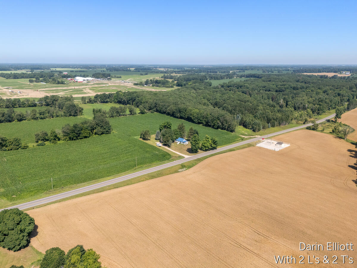 3703 North Cedar Lake Road Edmore, MI 48829 - Photo 2 of 47
