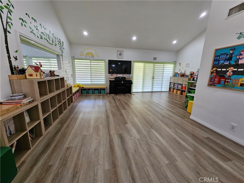 198 Sunflower Street Brea, CA 92821 - Photo 12 of 66