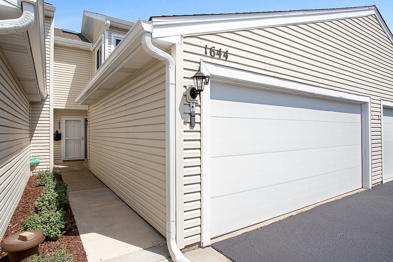 1644 Masters Court Naperville, IL 60563 - Photo 1 of 15