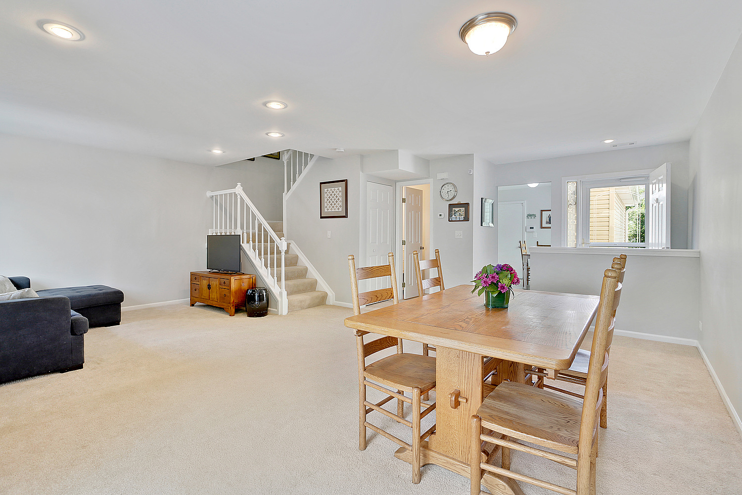 1644 Masters Court Naperville, IL 60563 - Photo 4 of 15