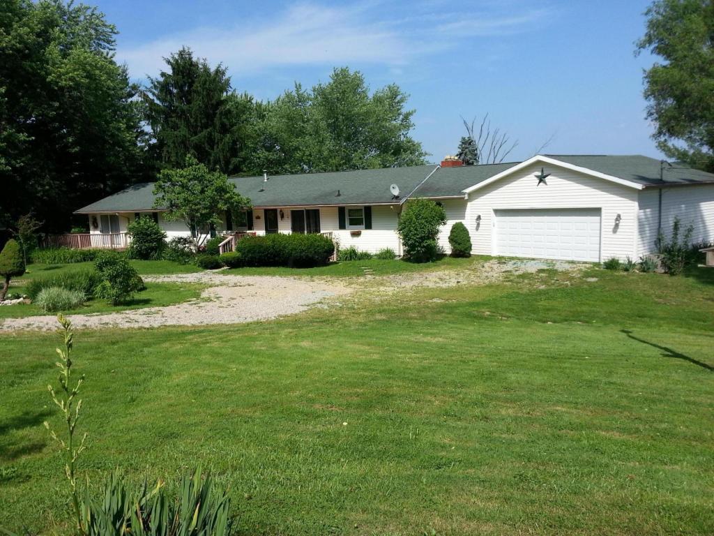 10705 Bryson Road Glenford, OH 43739 - Photo 3 of 81