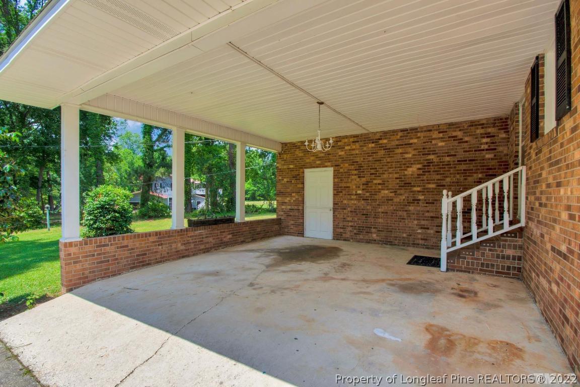 1541 3 Bridge Road Dunn, NC 28334 - Photo 4 of 32