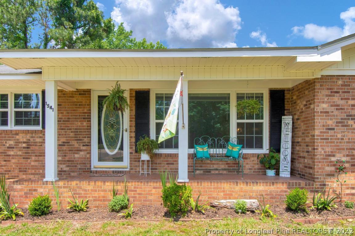 1541 3 Bridge Road Dunn, NC 28334 - Photo 5 of 32