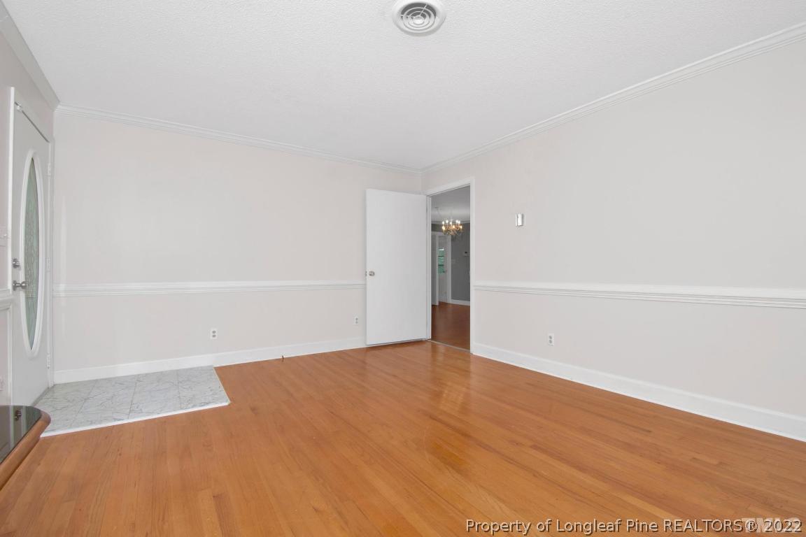 1541 3 Bridge Road Dunn, NC 28334 - Photo 6 of 32 a view of an empty room