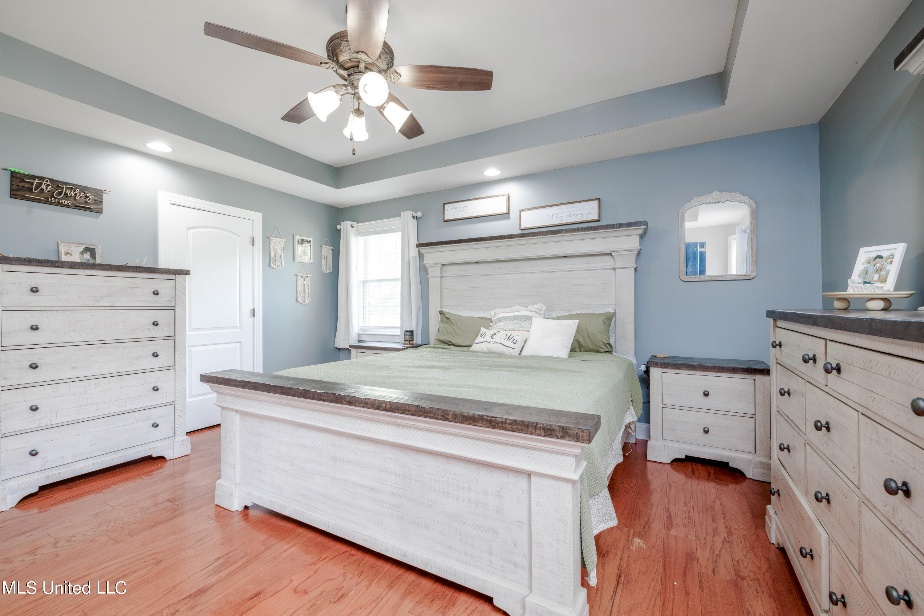 5679 Peyton Road Coldwater, MS 38618 - Photo 13 of 27 18-primary bedroom