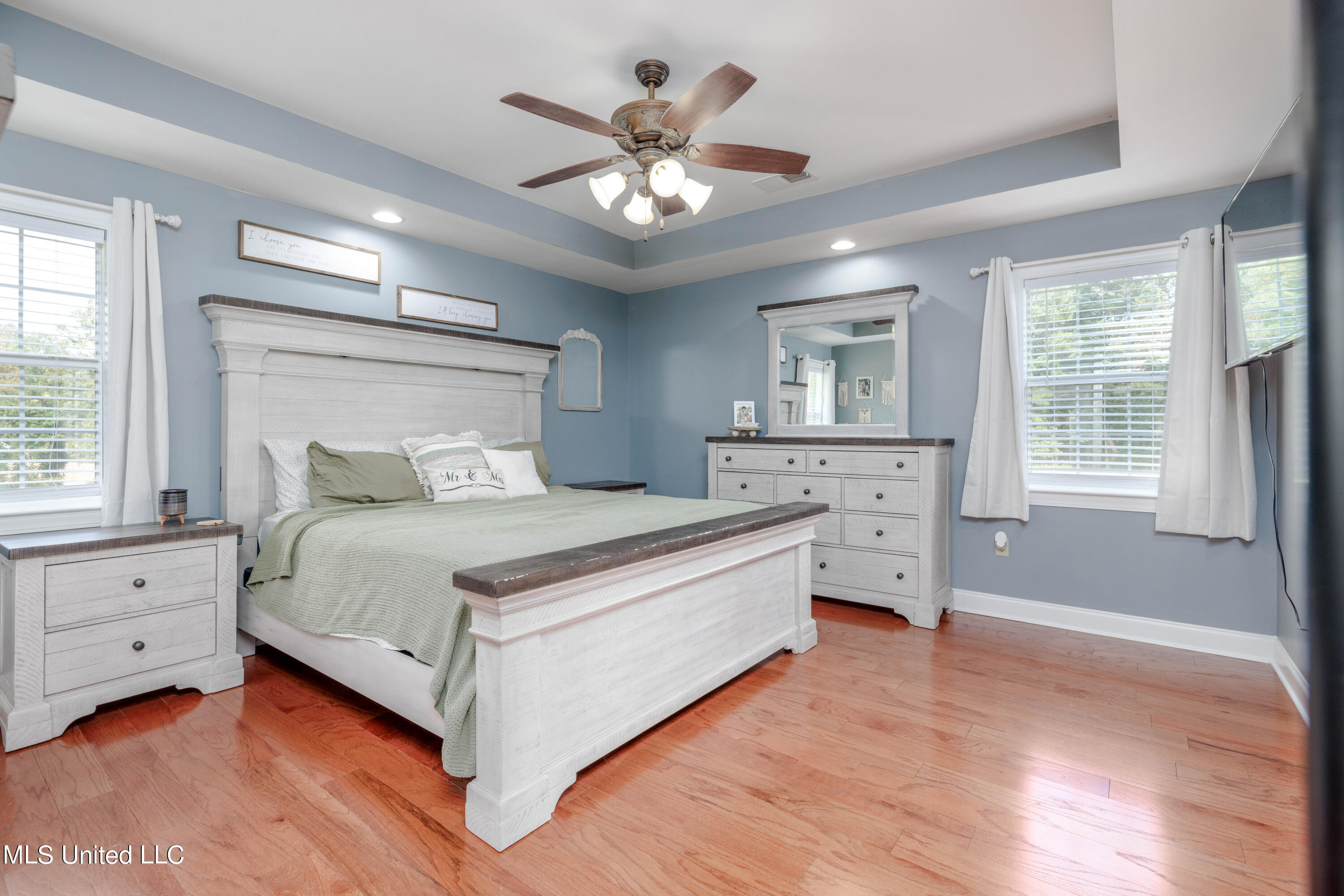 5679 Peyton Road Coldwater, MS 38618 - Photo 15 of 27 20-primary bedroom