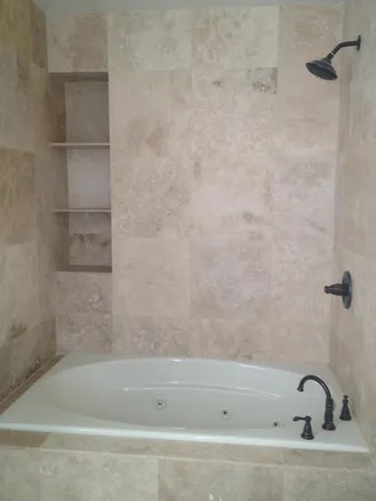 $4,995 | 910 West Drew Street, Lantana, FL 33462