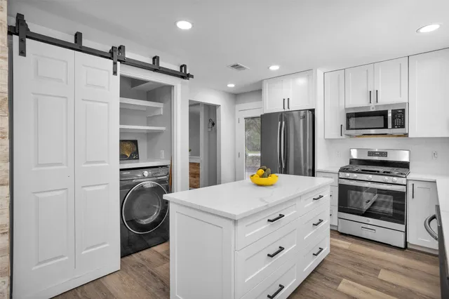 $3,600 | 106 North Rushwing Circle, The Woodlands, TX 77381