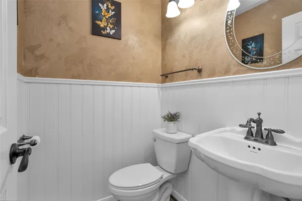 $3,200 | 106 North Rushwing Circle, The Woodlands, TX 77381