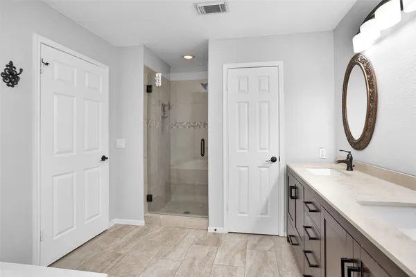 $3,200 | 106 North Rushwing Circle, The Woodlands, TX 77381