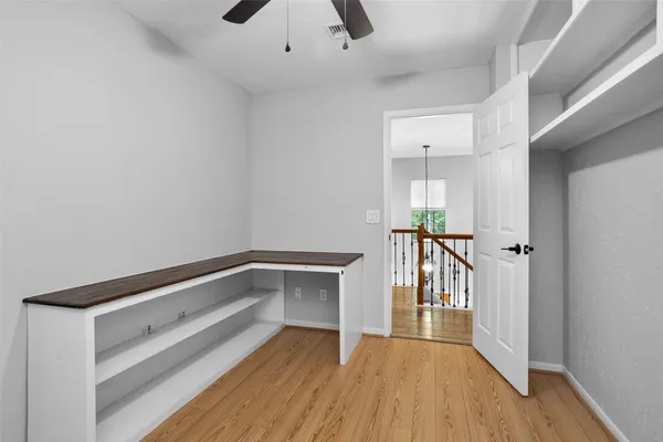 $3,200 | 106 North Rushwing Circle, The Woodlands, TX 77381