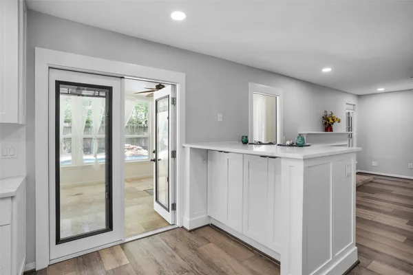 $3,200 | 106 North Rushwing Circle, The Woodlands, TX 77381
