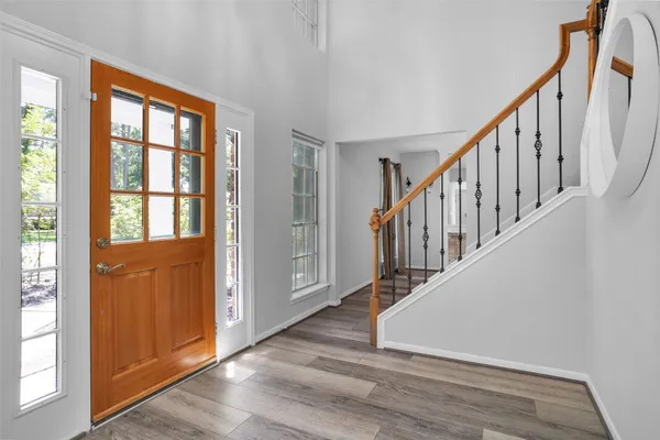 $3,200 | 106 North Rushwing Circle, The Woodlands, TX 77381