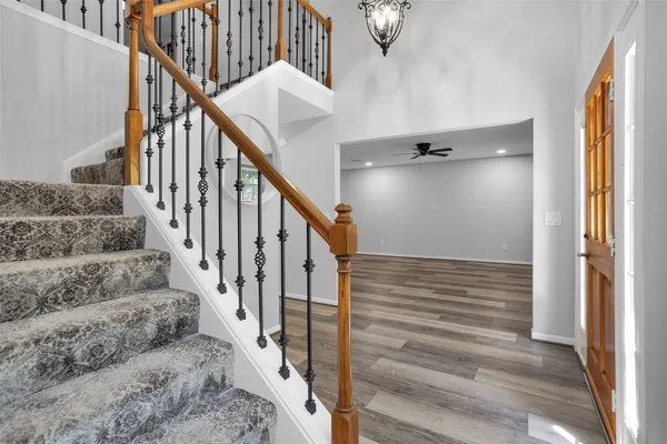 $3,200 | 106 North Rushwing Circle, The Woodlands, TX 77381
