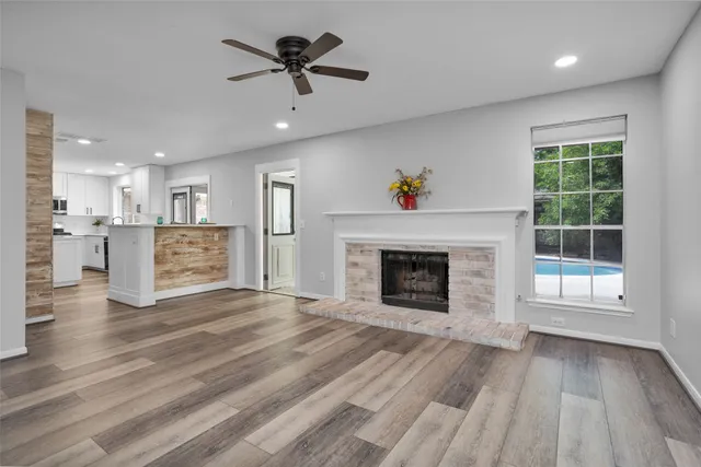 $3,600 | 106 North Rushwing Circle, The Woodlands, TX 77381