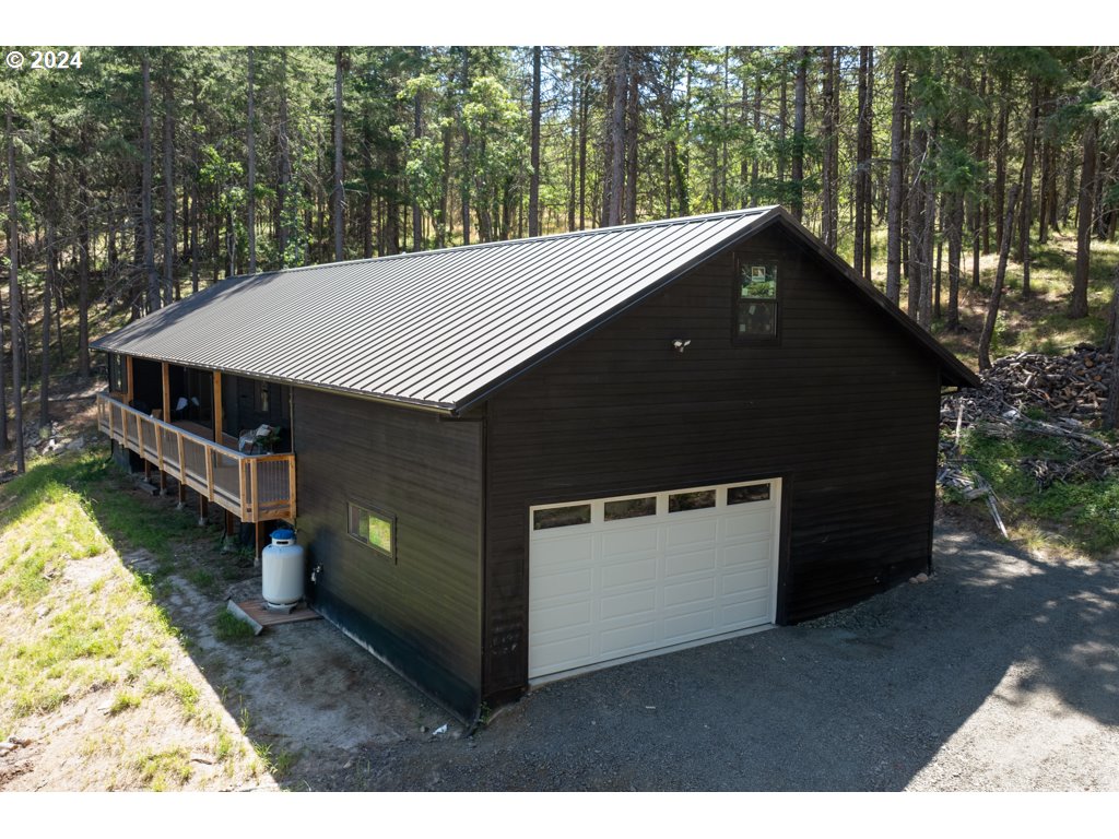 2341 Mount View Way Mosier, OR 97040 - Photo 31 of 37 Gallery Image 31