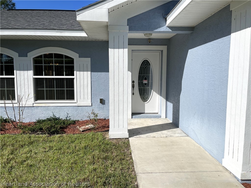 5833 Apple Road Sebring, FL 33875 - Photo 3 of 35 Gallery Image 3