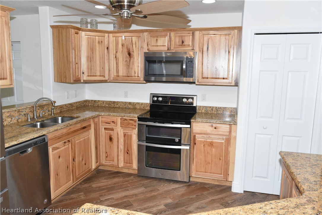 5833 Apple Road Sebring, FL 33875 - Photo 8 of 35 Gallery Image 8