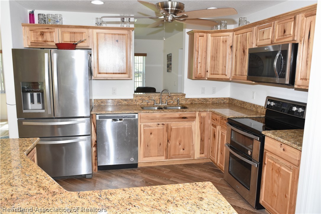 5833 Apple Road Sebring, FL 33875 - Photo 9 of 35 Gallery Image 9