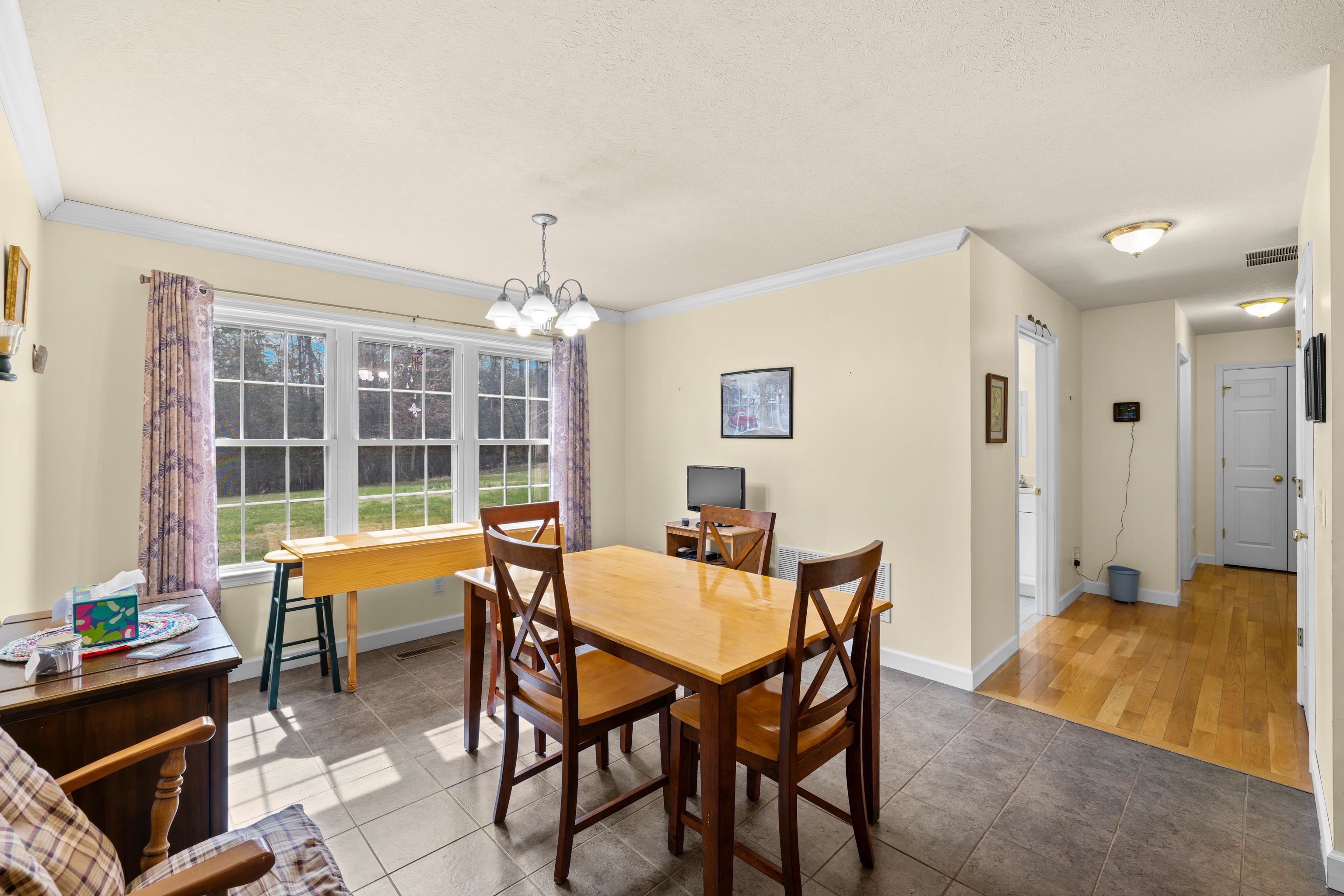 2143 Mill Creek Road Luray, VA 22835 - Photo 23 of 72 Breakfast Nook