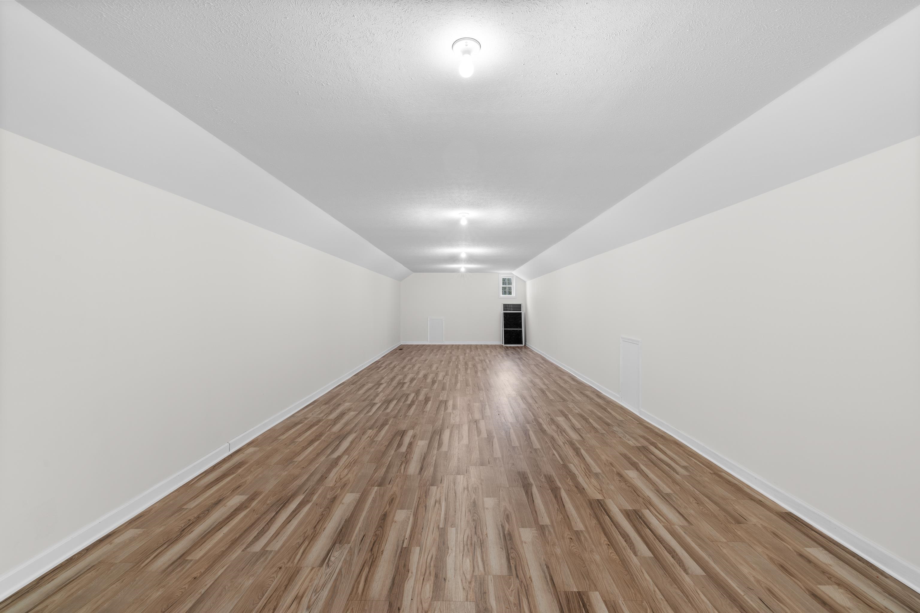 2143 Mill Creek Road Luray, VA 22835 - Photo 36 of 72 Second Floor Bonus!