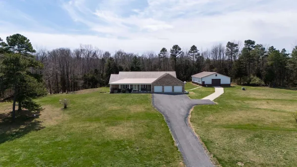 $750,000 | 2143 Mill Creek Road, Luray, VA 22835