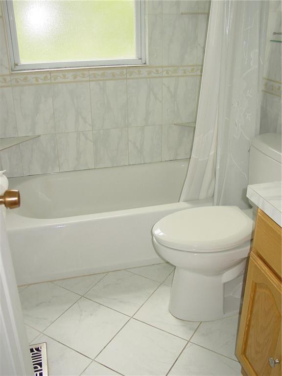 7910 Roy Road Indianapolis, IN 46219 - Photo 6 of 16 Gallery Image 6