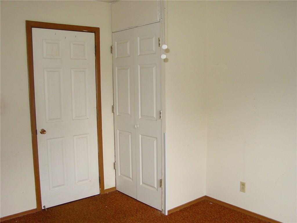 7910 Roy Road Indianapolis, IN 46219 - Photo 9 of 16 Gallery Image 9
