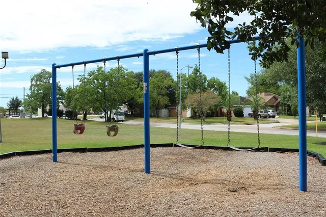 $1,675 | 18635 Bridoon Drive, Cypress, TX 77433