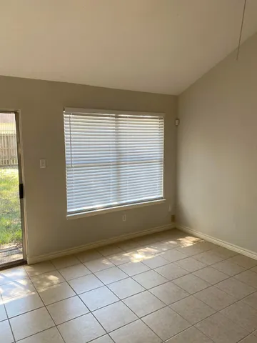 $1,675 | 18635 Bridoon Drive, Cypress, TX 77433