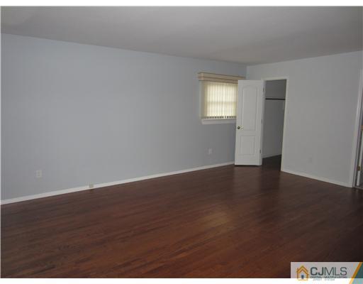 1310 Aaron Road North Brunswick, NJ 08902 - Photo 17 of 25 Gallery Image 17