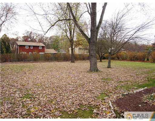 1310 Aaron Road North Brunswick, NJ 08902 - Photo 23 of 25 Gallery Image 23