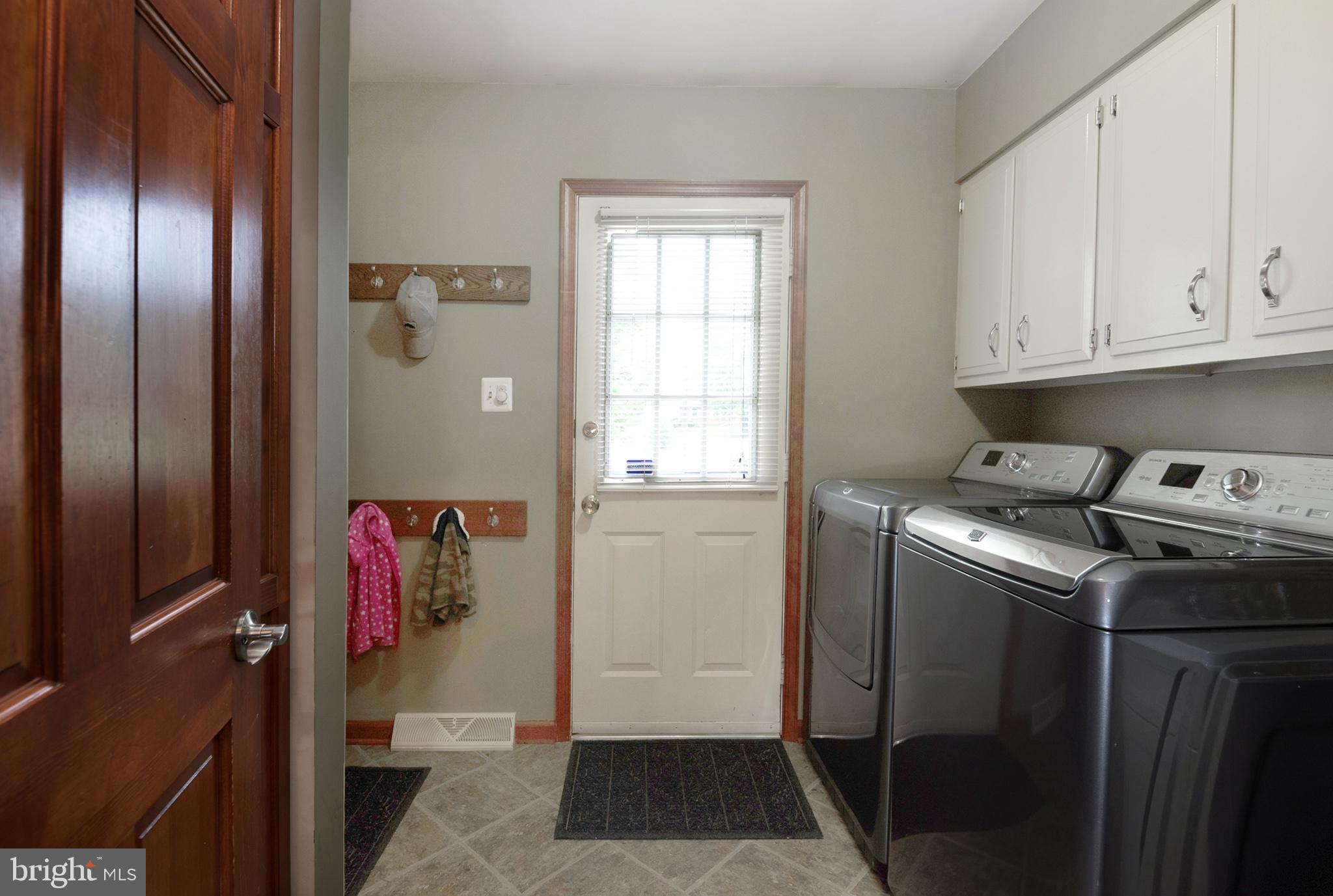 40 Middlecroft Road Elkton, MD 21921 - Photo 14 of 39 LAUNDRY/MUD ROOM