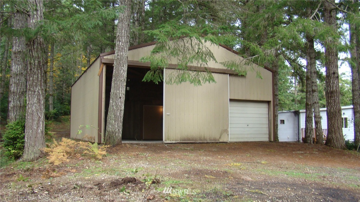 1410 Thomas Road Grapeview, WA 98546 - Photo 2 of 25 Gallery Image 2