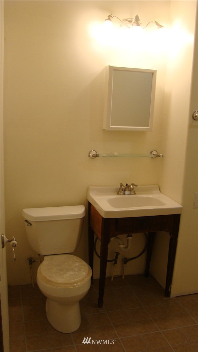 1410 Thomas Road Grapeview, WA 98546 - Photo 17 of 25 Gallery Image 17