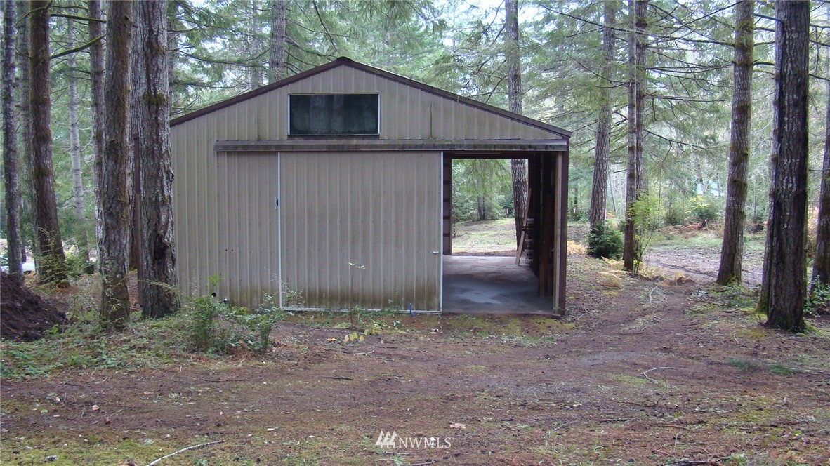 1410 Thomas Road Grapeview, WA 98546 - Photo 23 of 25 Gallery Image 23