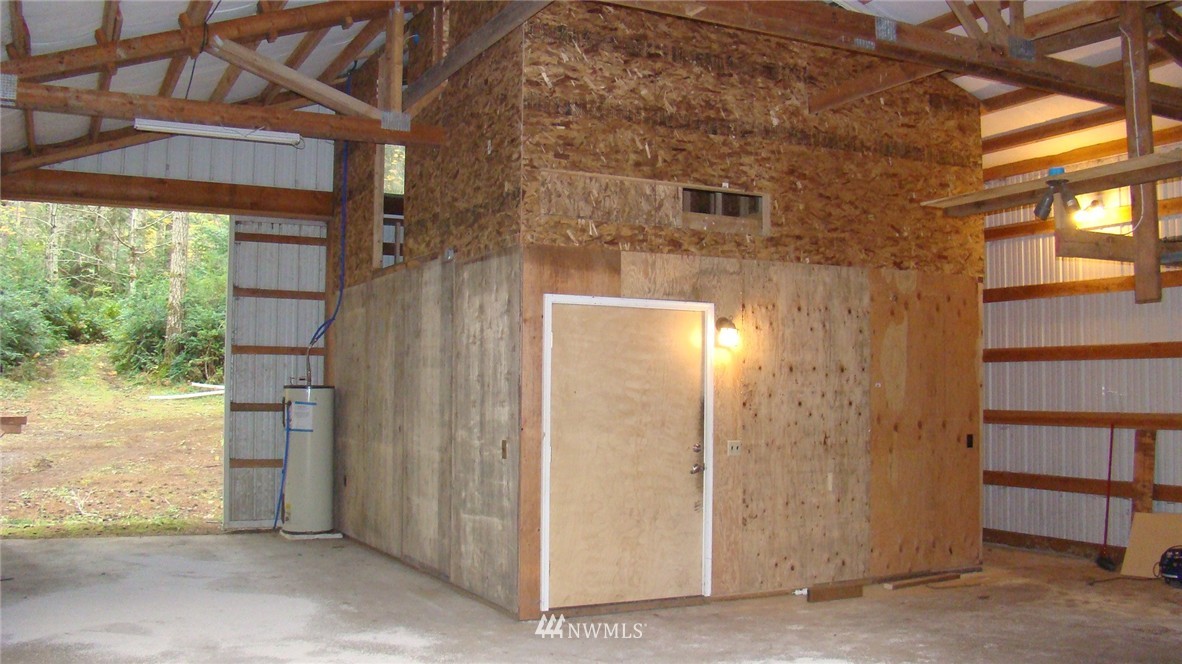 1410 Thomas Road Grapeview, WA 98546 - Photo 4 of 25 Gallery Image 4